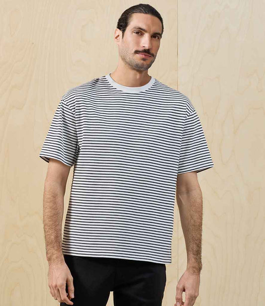 PR020 Black/White Stripe Model
