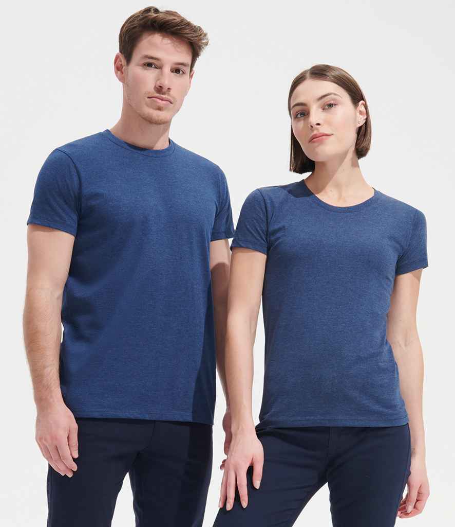 10553 Heather Denim Model