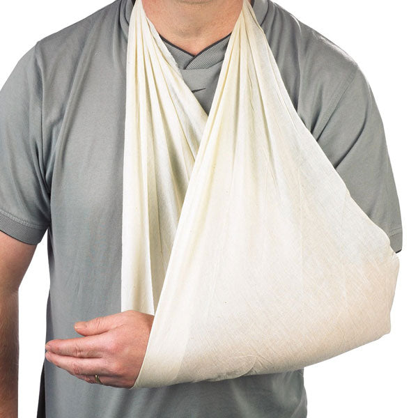 Click Medical 30gms Non Woven Triangular Bandage Pack 10