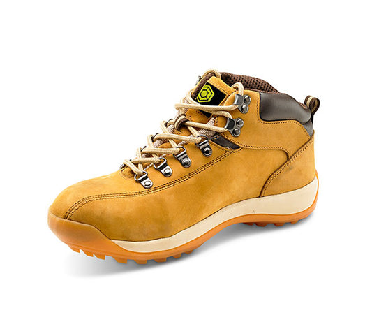 Beeswift SBP Chukka Boot
