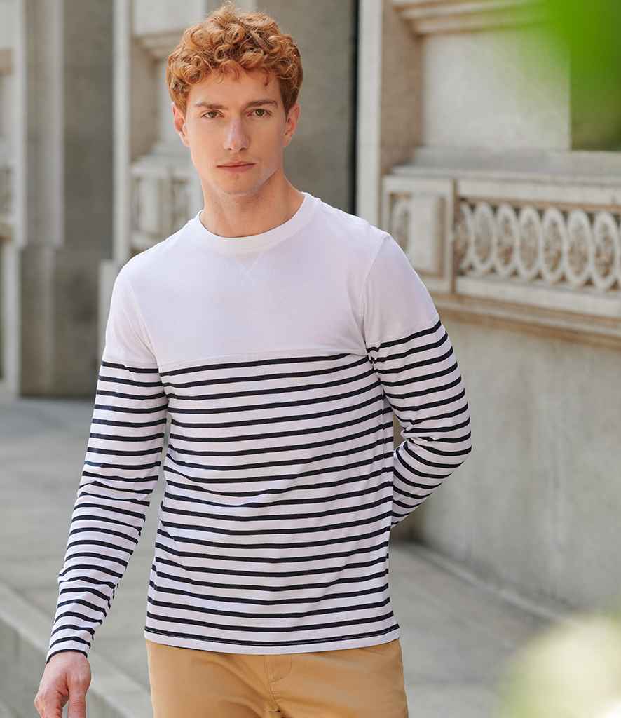 FR134 White/Navy Model