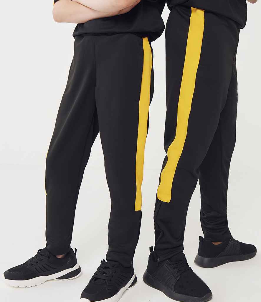 LV883 Black/Gold Model