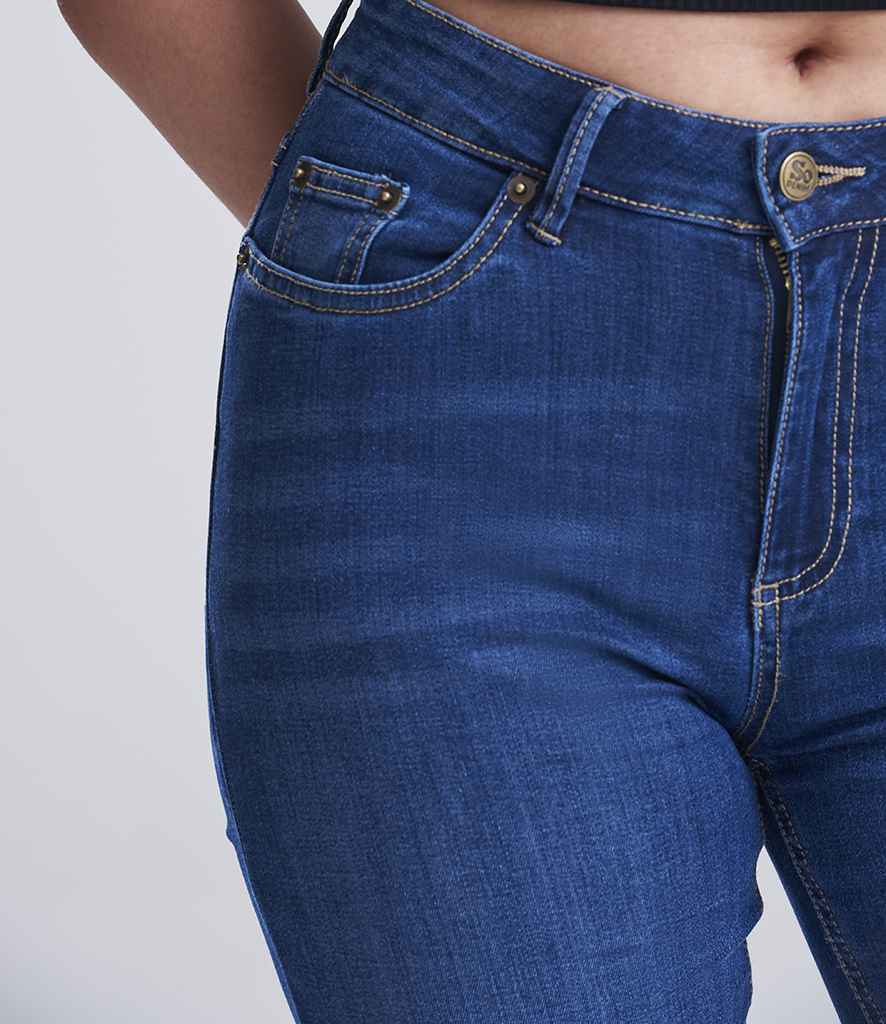 SD11 Dark Blue Wash Model