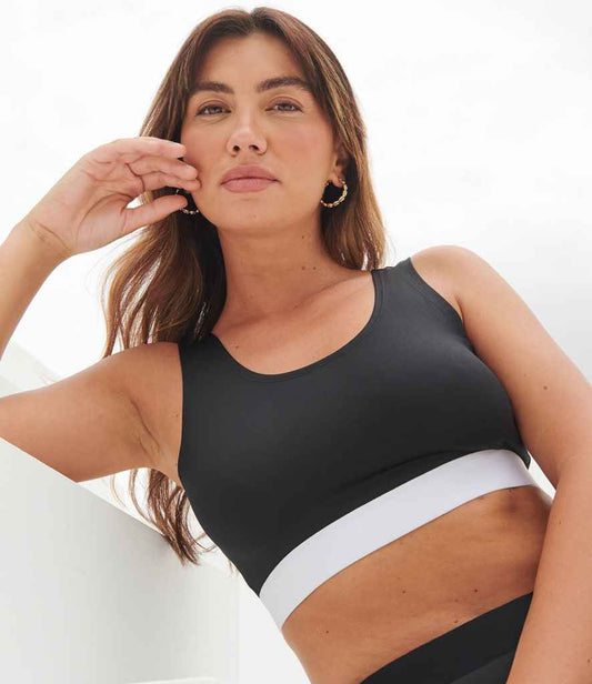 SK236 Black/white Model