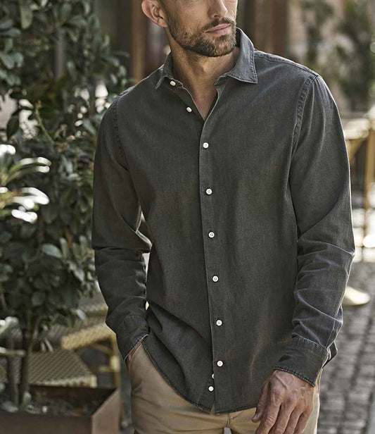 T4004 Black Denim Model