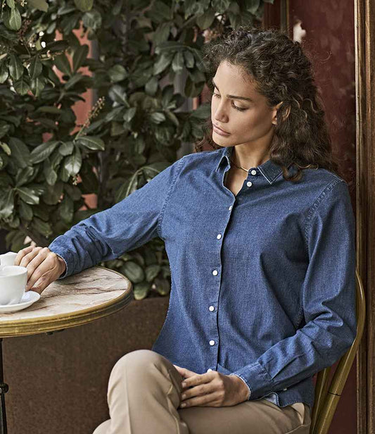 T4005 Blue Denim Model