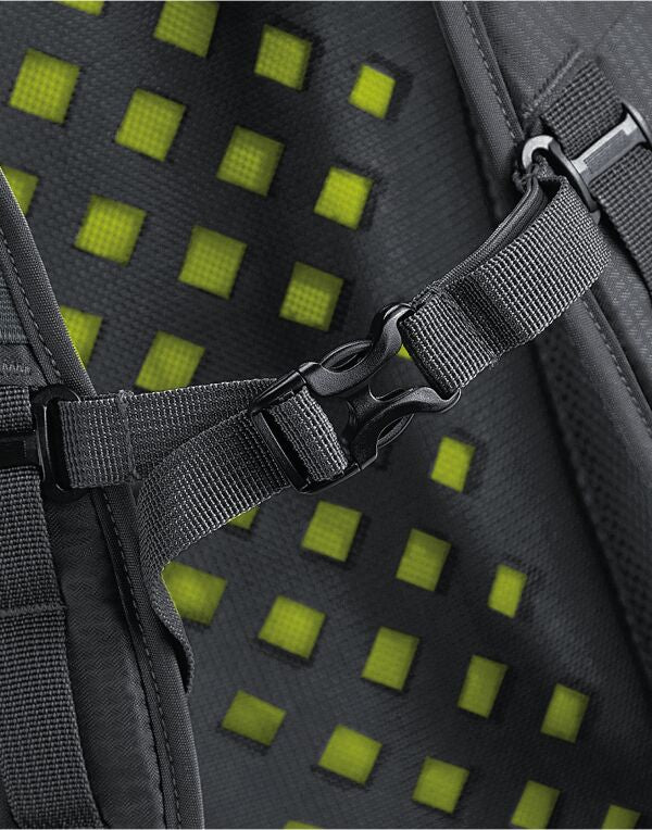 Quadra SLXÂ®-Lite 25 Litre Daypack